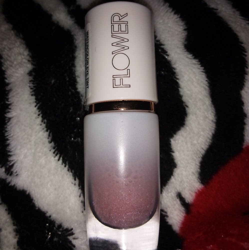 Flower Beauty watercolor eye tint